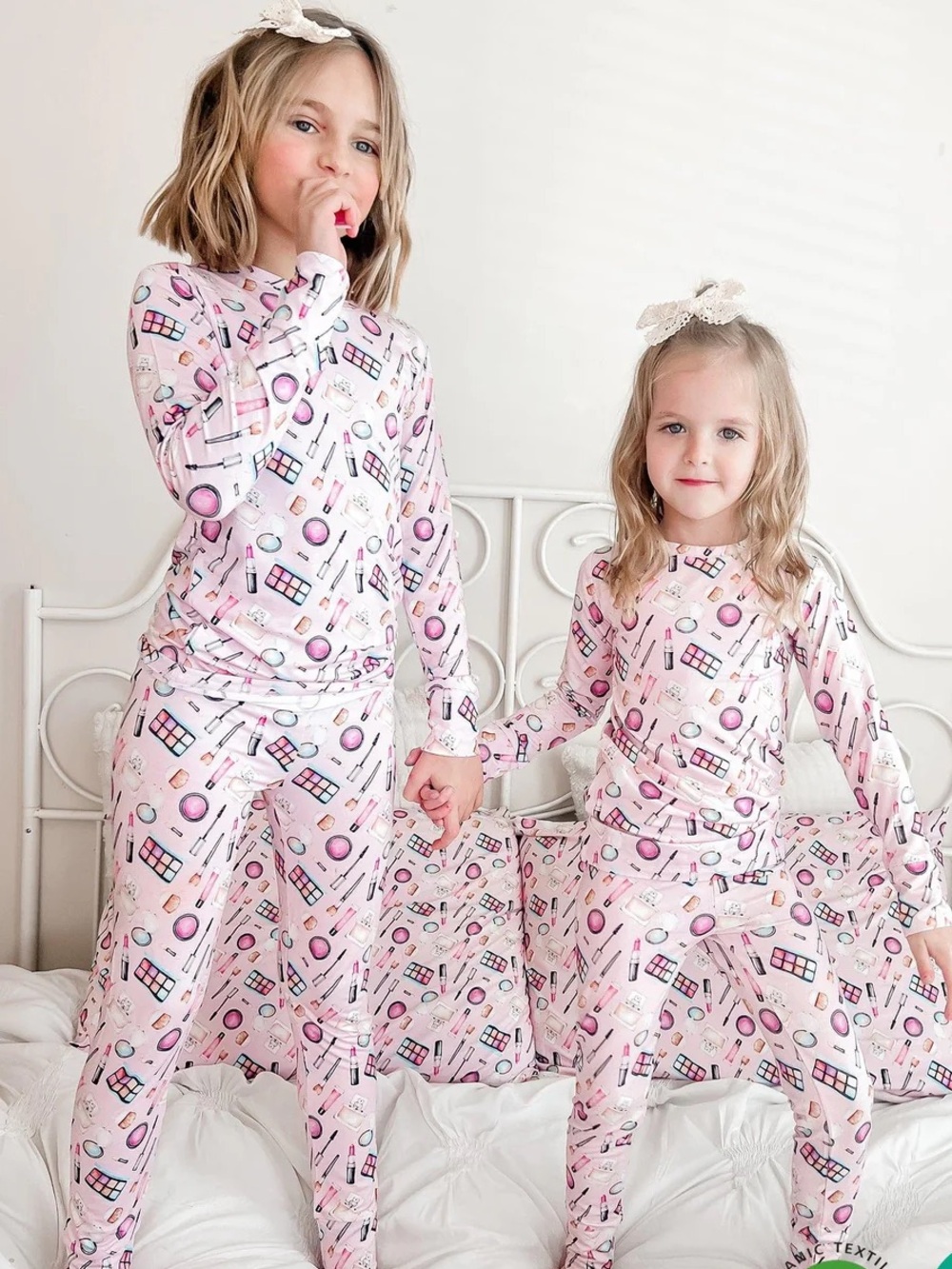Lev Baby toddler Girls' Pink Makeup Print Pajama Set, size 4T